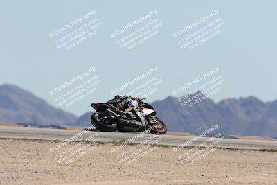 media/Oct-05-2025-CVMA (Sun) [[beeef4f201]]/Race 6-Formula Twins-Formula 40 UL/